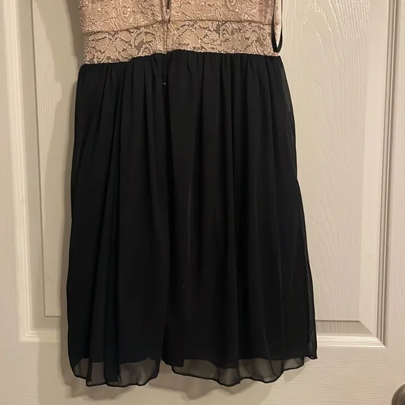 Juniors formal dress size 3 NWOT - Picture 4 of 5
